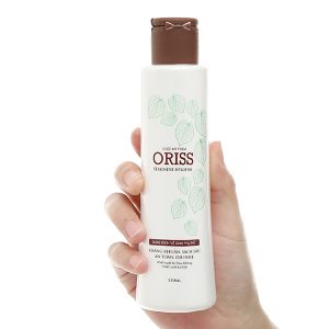 Dung dịch vệ sinh phụ nữ Oriss Feminine Hygiene kháng khuẩn, sạch sâu chai 150ml