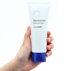 Gel rửa mặt Transino Clear Gel Wash giúp dưỡng ẩm, làm sạch và loại bỏ dầu thừa tuýp 110g