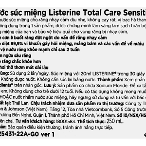 Nước súc miệng Listerine Total Care Sensitive hơi thở thơm mát chai 250ml