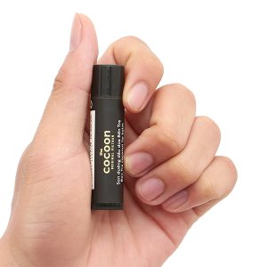 Son dưỡng Cocoon dầu dừa Bến Tre bảo vệ, chống khô môi cây 5g