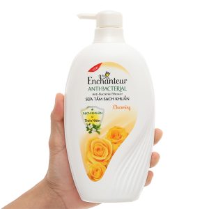 Sữa tắm Enchanteur hương nước hoa giúp sạch khuẩn da chai 650g